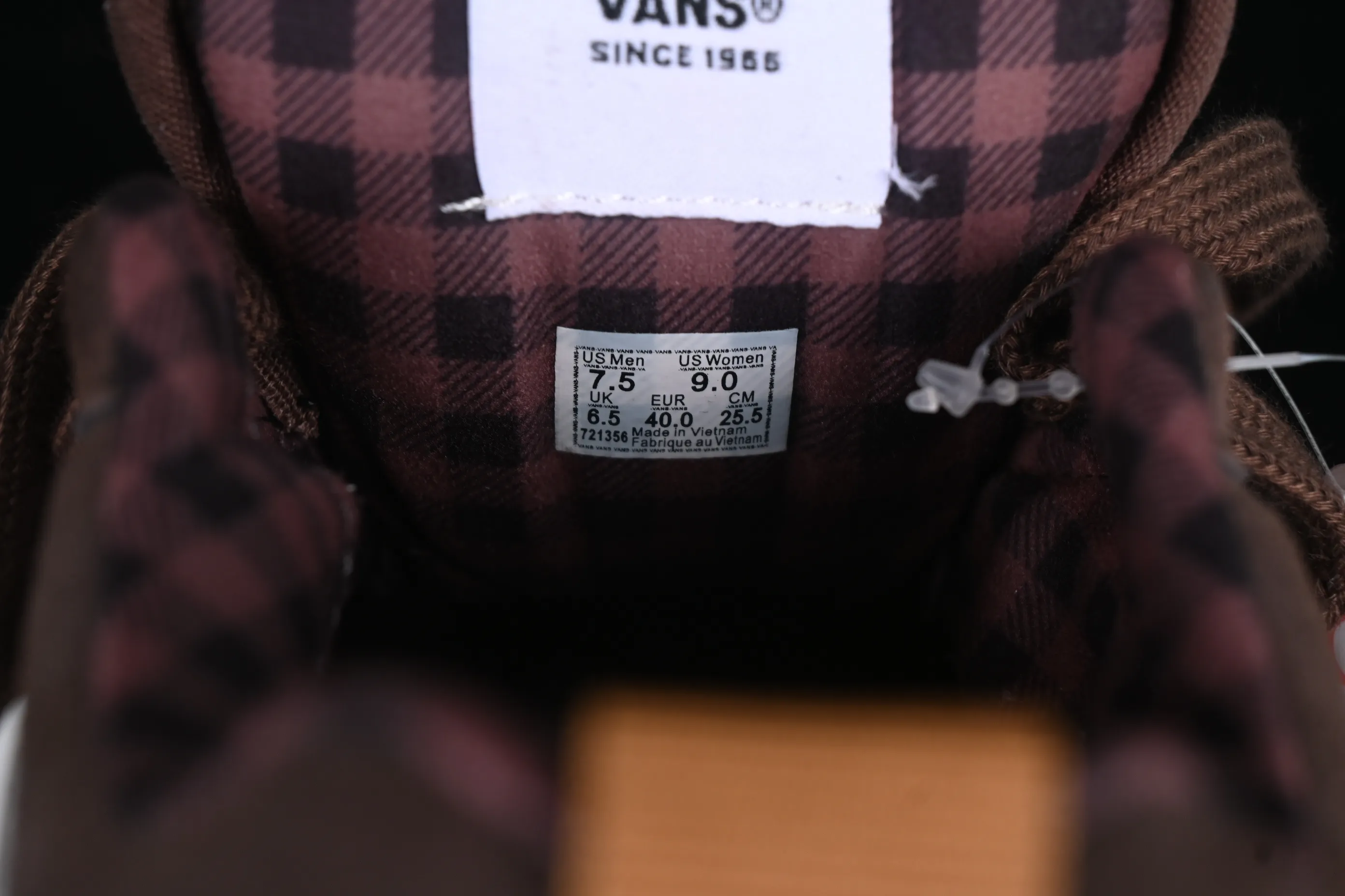 All categories Vans Vans series Vans Low Vans low-top Vans Knu Skool Vans low-top retro casual vulcanized bread shoes VN000CS0DFN